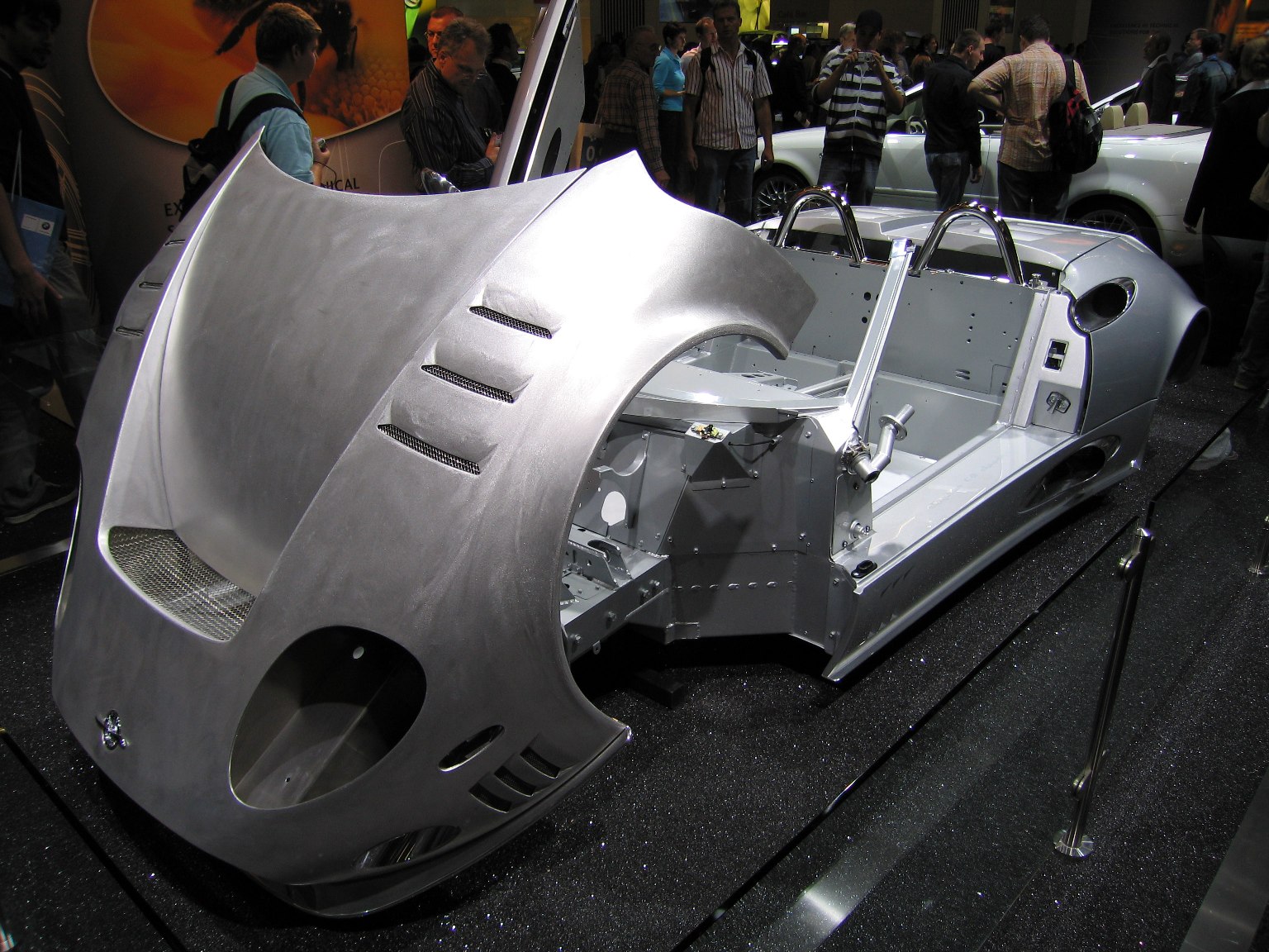 Foto de la carrocer&iacute;a del autom&oacute;vil Skyper C8.